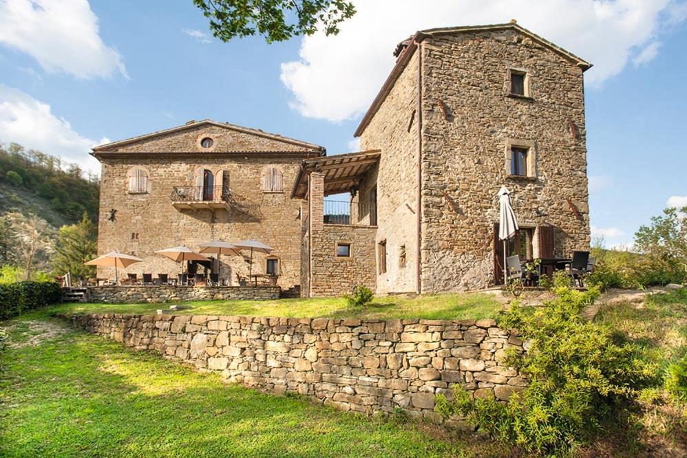 Country House Villa La Farfalla Pietralunga  Buitenkant foto